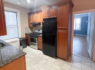 21-23 Steinway St #1, Astoria, NY 11105