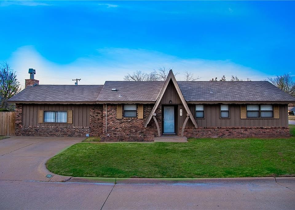 1st image of 701 Kingston Pl
