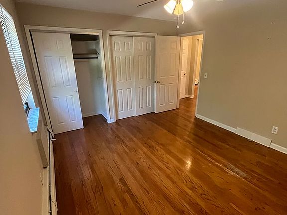 5th image of 3222 Blueacres Dr APT 1