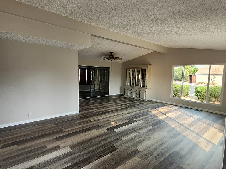 10776 Cherry Hills Dr — Photo 4