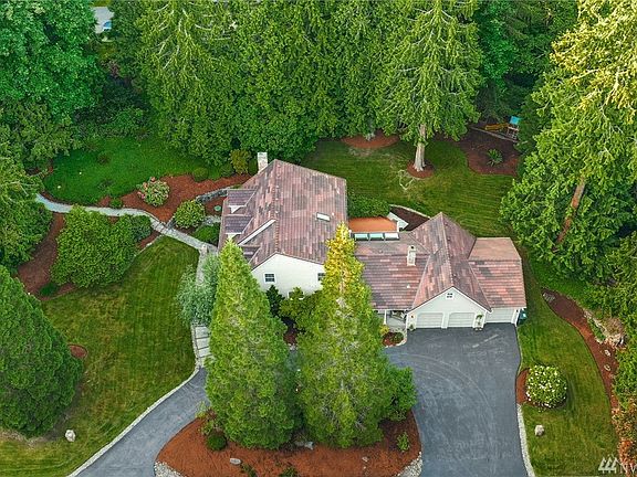 3rd image of 20702 SE 132nd St