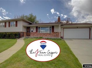 3300 Carmel Dr, Casper, WY 82604