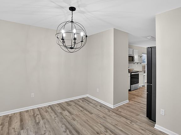 3rd image of 9111 Copper Ridge Ct