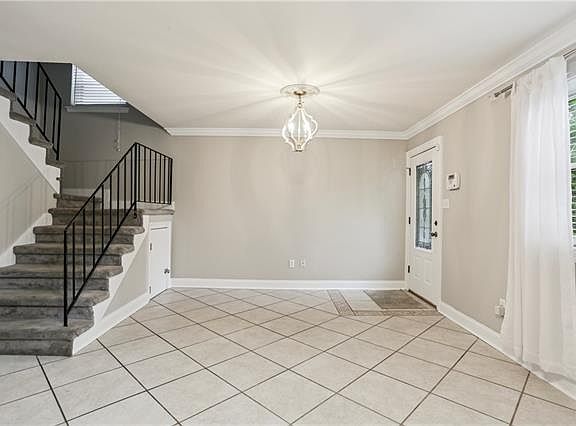 5th image of 6432 Milne Blvd