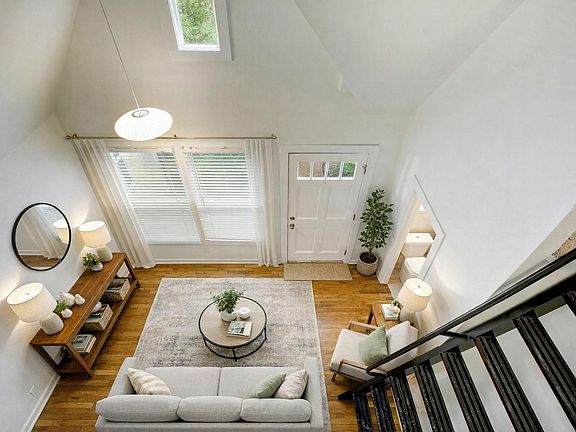 2nd image of 1110 W 22nd St APT 13