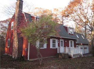 10 Woodview Dr, Ledyard, CT 06339