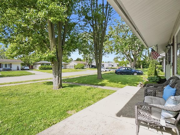 3rd image of 1168 Reid Ave