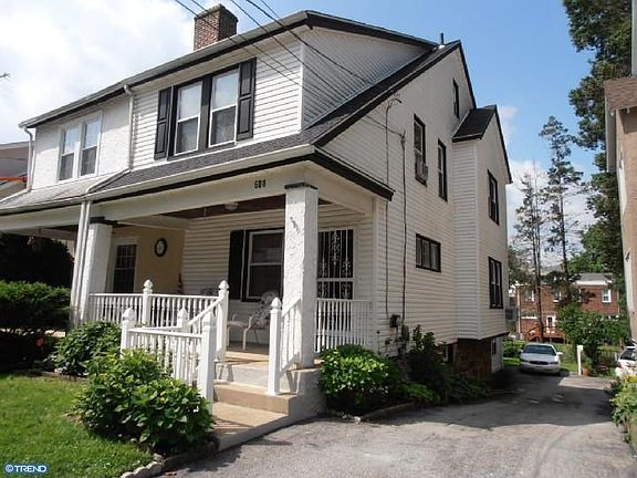 2nd image of 608 Woodland Dr