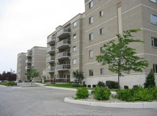200 Manning Rd #305, Tecumseh, ON N8N0A8