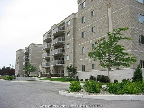 200 Manning Rd #305 Photo 1