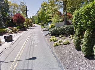 29 Vineyard Rd, Huntington, NY 11743