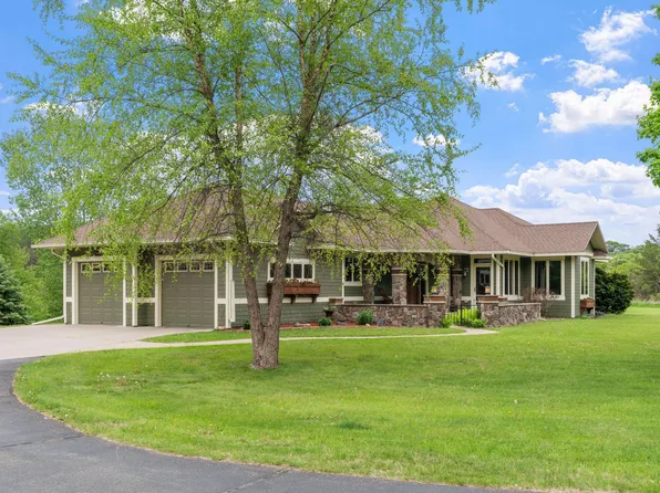 374 Indigo Trl, River Falls, WI 54022