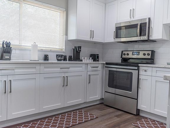 2nd image of 5603 S Lois Ave