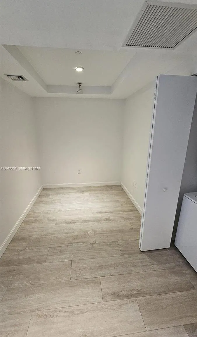 Brickell Heights East Con — Photo 4