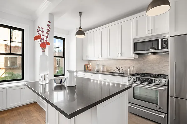 Sold by Compass | media 16