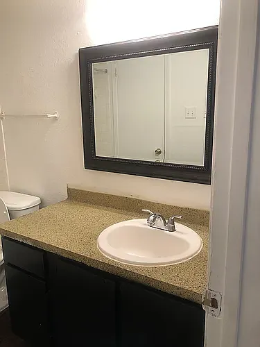 The Shores Apartments — Photo 24