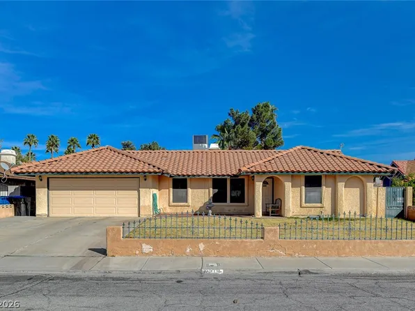 2215 Heavenly View Dr, Henderson, NV 89014