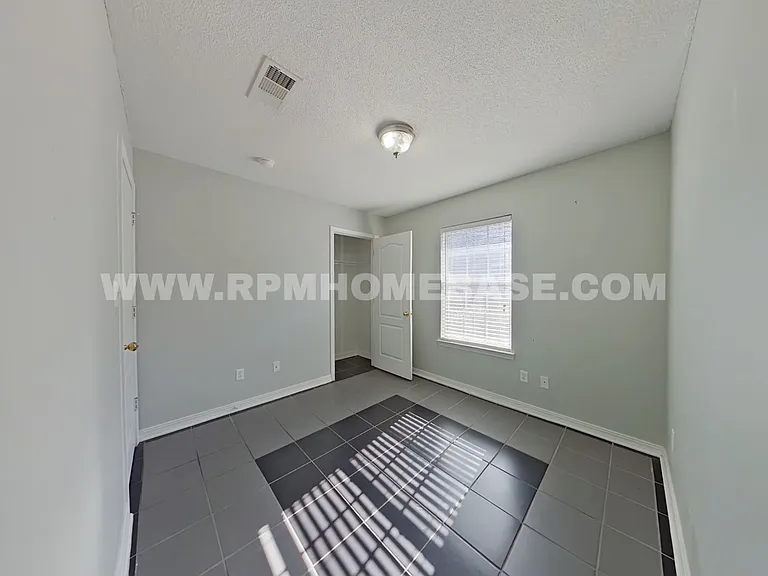 5103 Terra Lake Cir — Photo 14