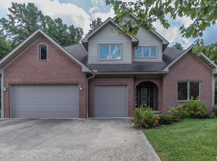 1552 S Andrew Cir, Bloomington, IN 47401