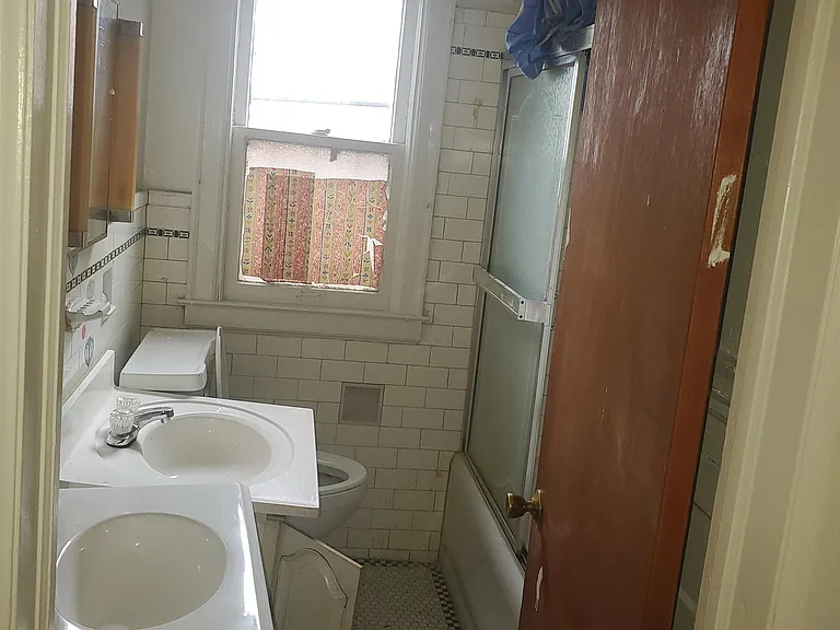 8544 Cloverlawn Ave — Photo 11