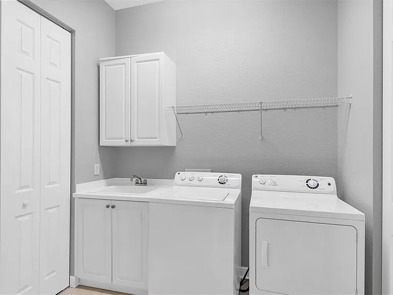 5509 46th Ct W — Photo 25
