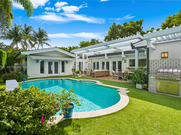 725 Tiziano Ave, Coral Gables, FL 33143