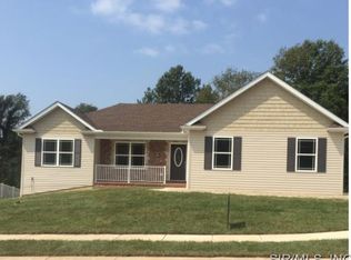 6408 Winter Ct, Godfrey, IL 62035