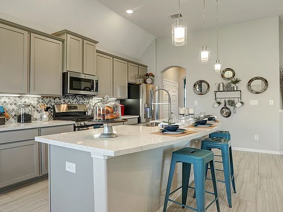 Kitchen with center island