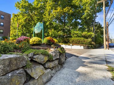 14 S Broadway #2-3B, Irvington, NY, 10533