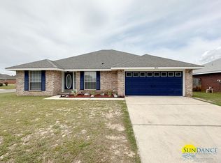 9843 Parker Lake Cir, Navarre, FL 32566