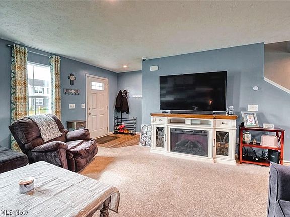 2nd image of 301 Fairfield Dr