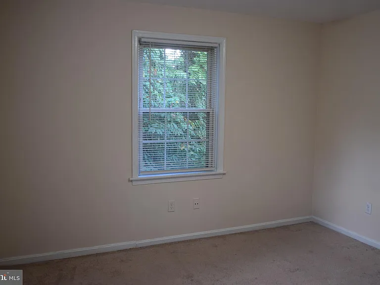 2057 38th St SE #301 — Photo 36