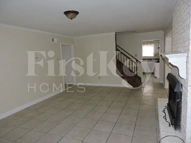 3347 Bluemont Dr — Photo 3