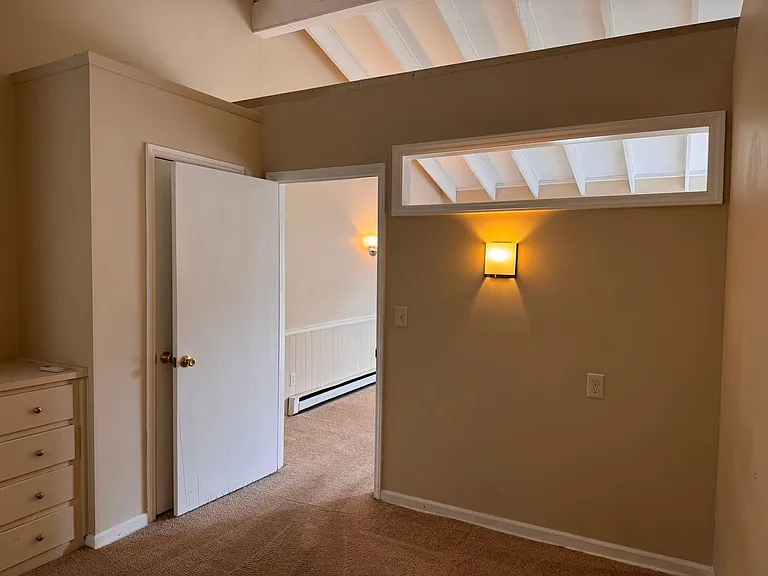 445 City View St — Photo 12