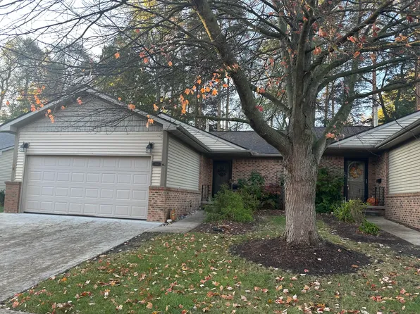 950 Moore Dr, Chelsea, MI 48118