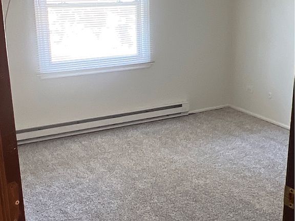 3rd image of 1011 Grand Ave APT 11