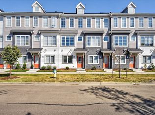 1091 Gault Blvd NW, Edmonton, AB T5E6W3