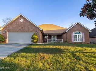 1954 Emma Ln, Maryville, TN 37803