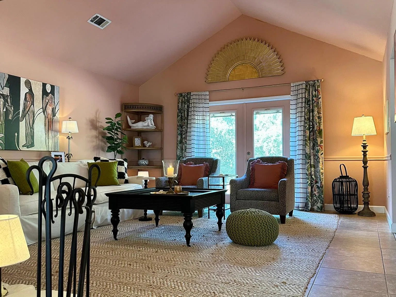 1701 W Smugglers Cove Dr — Photo 2