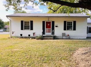 235 High St, Peebles, OH 45660