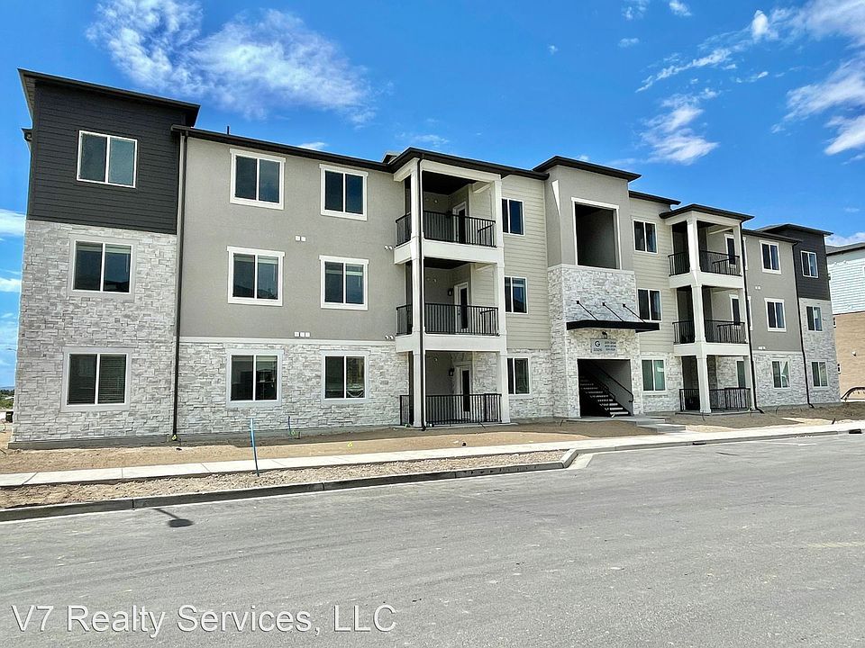 1st image of 3326 W Hardman Way