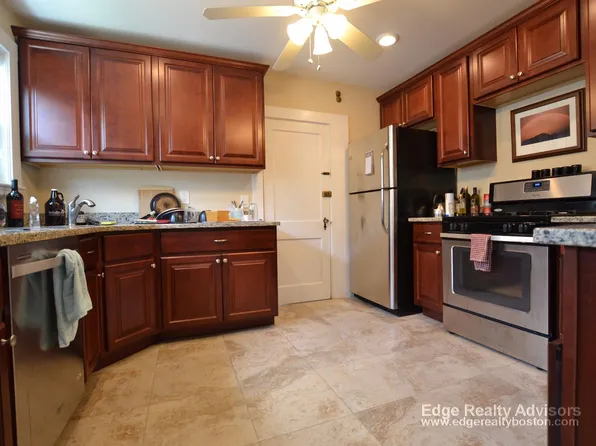 11 City View Rd, Brookline, MA 02446