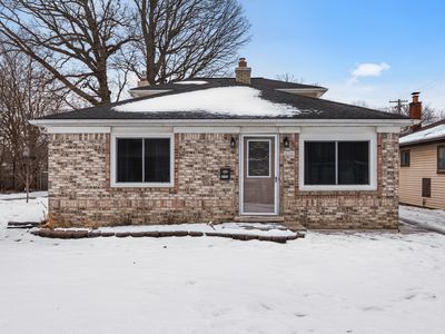 4205 Harding St, Dearborn Heights, MI, 48125