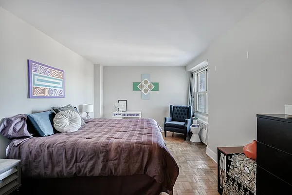 Sold by Compass | media 15