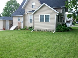 210 S Vermont St, Maquoketa, IA 52060