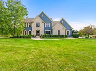 5461 W Harvard Dr, Franklin, WI 53132