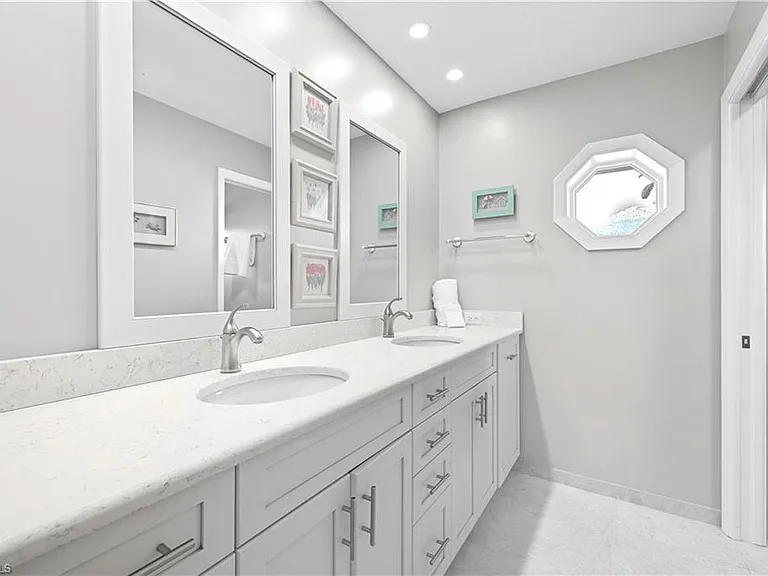 2261 Kings Lake Blvd — Photo 22