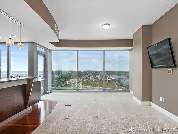 4th image of 335 Bridge St NW APT 1405