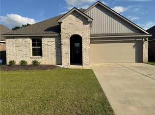 9066 Worthington Ct, Alexandria, LA 71303