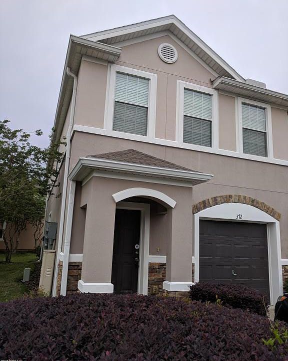 1st image of 372 Sunstone Ct